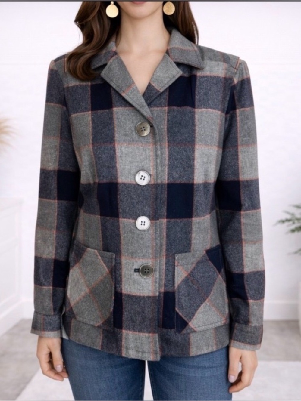 Pendleton Plaid Wool Button-Up Jacket in Navy, Cream & Tan S1 - Picture 2 of 13